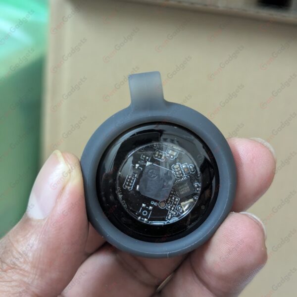 Front of Hoco E103 Tiger Dual Anti-Lost Device Location Tracker with silicone cover